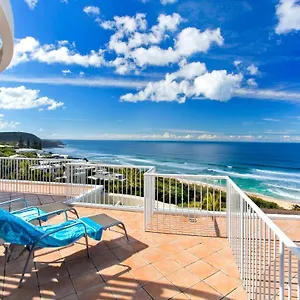 https://la-mer-sunshine-beachfront.queenslandhotels.net